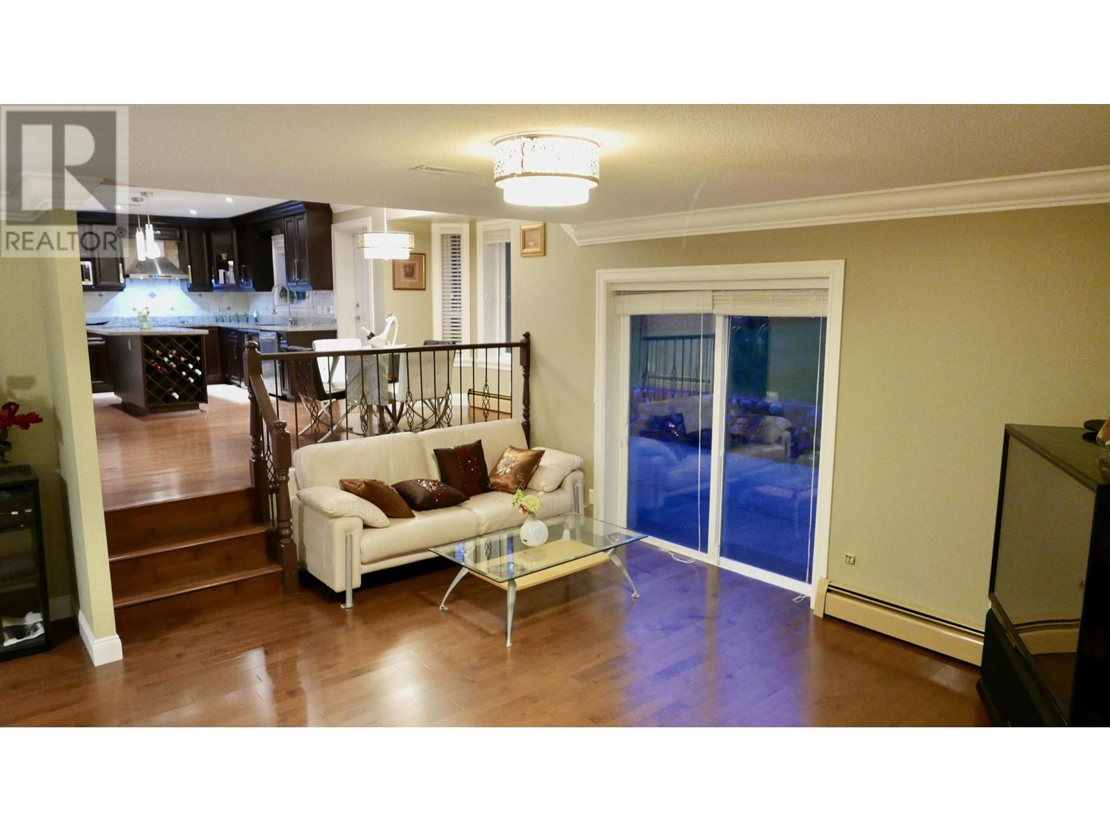 Property at 7625 AUBREY STREET image 4