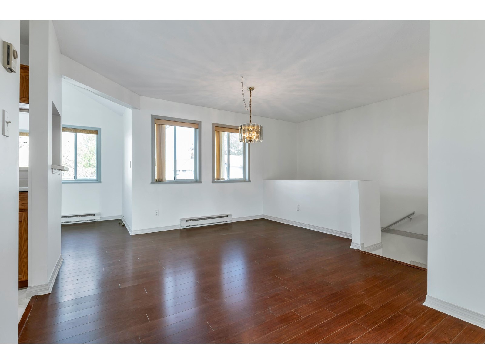 Property at 404 19645 64 AVENUE image 5