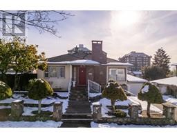 3776 PANDORA STREET, Burnaby, British Columbia