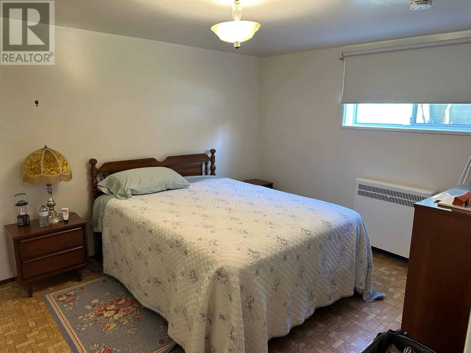 Listing Picture 23 of 26 : 3776 PANDORA STREET, Burnaby / 本拿比 - 魯藝地產 Yvonne Lu Group - MLS Medallion Club Member