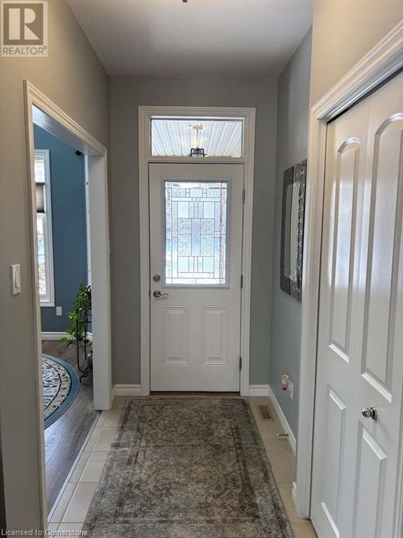 Property at 20 ENSLEY Place image 4