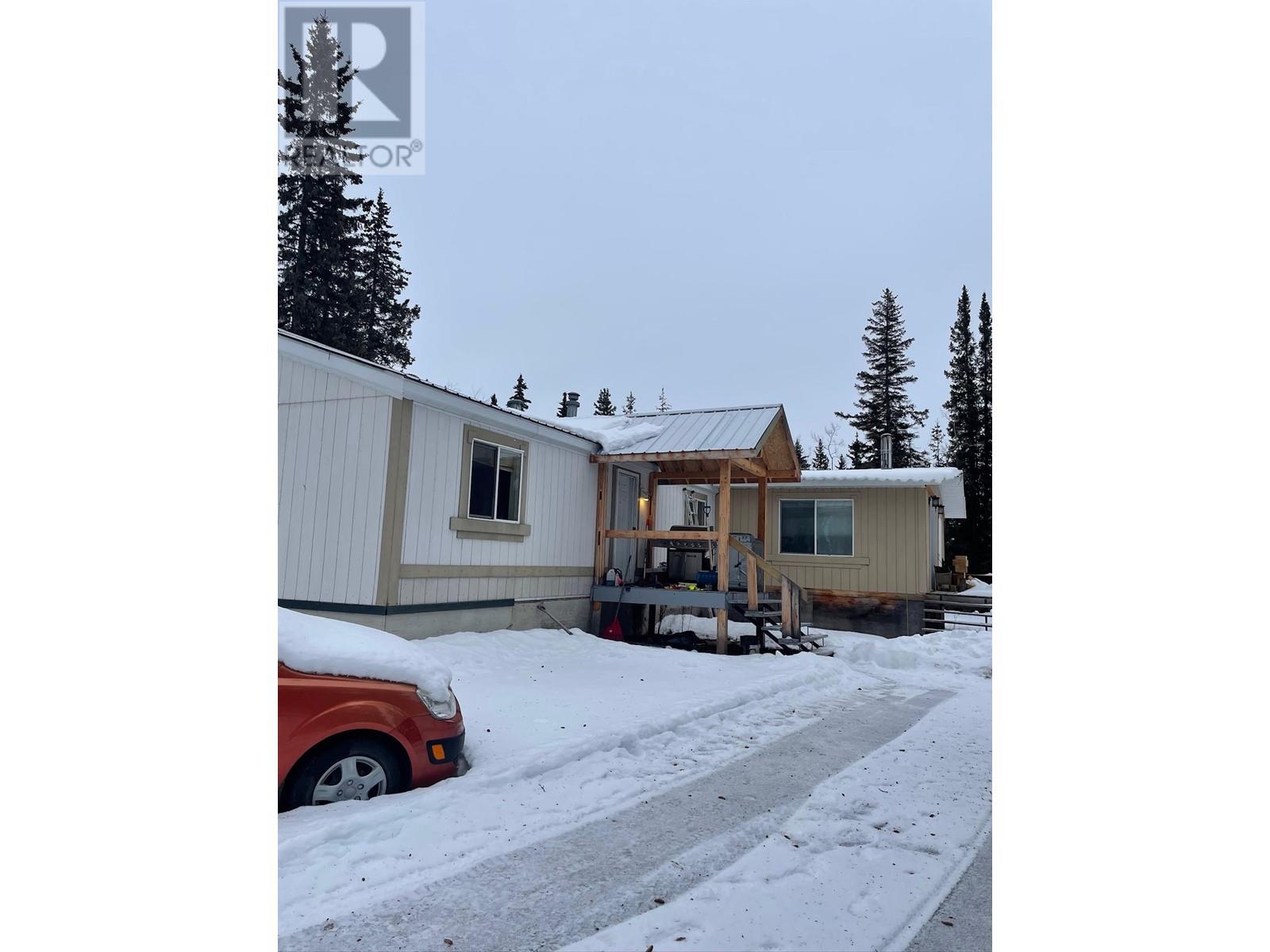 2755 Wallace Road, Burns Lake, British Columbia  V0J 1E0 - Photo 4 - R2967050