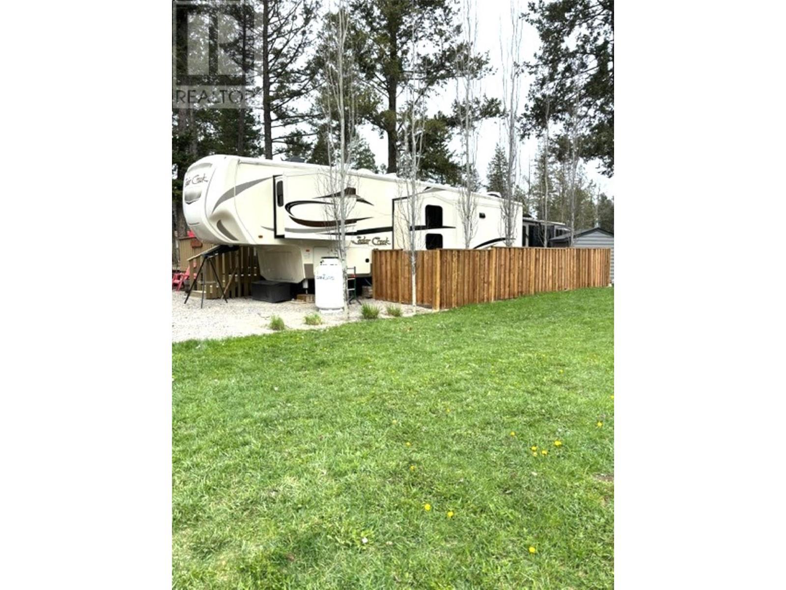 4868 Riverview Drive Unit# 139, Edgewater, British Columbia  V0E 1E0 - Photo 12 - 10335648