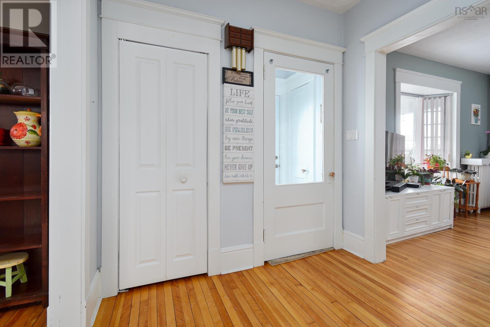 84 Queen Street, North Sydney, Nova Scotia  B2A 1A5 - Photo 16 - 202502999