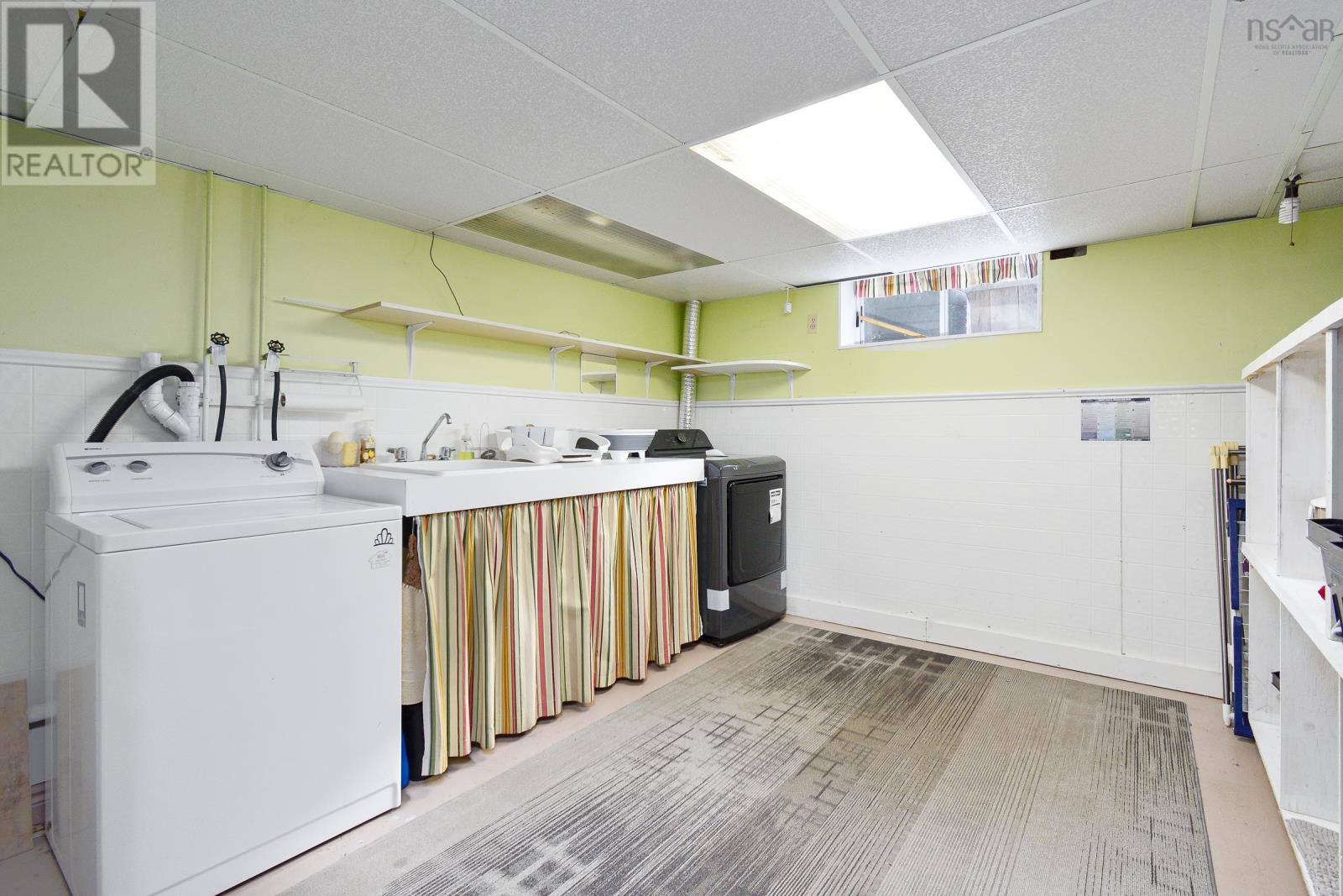 84 Queen Street, North Sydney, Nova Scotia  B2A 1A5 - Photo 34 - 202502999