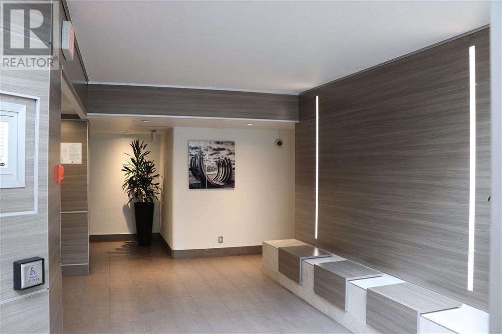 Listing Picture 3 of 14 : 814 1333 HORNBY STREET, Vancouver / 溫哥華 - 魯藝地產 Yvonne Lu Group - MLS Medallion Club Member