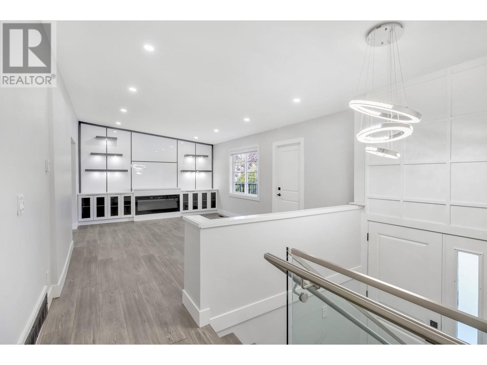 12021 Glenhurst Street, Maple Ridge, British Columbia  V2X 6V8 - Photo 11 - R2966225