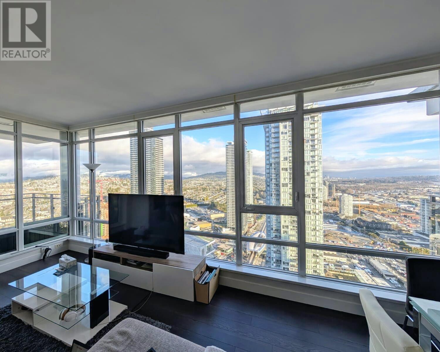 4103 2008 Rosser Avenue, Burnaby, British Columbia  V5C 0H8 - Photo 2 - R2957884