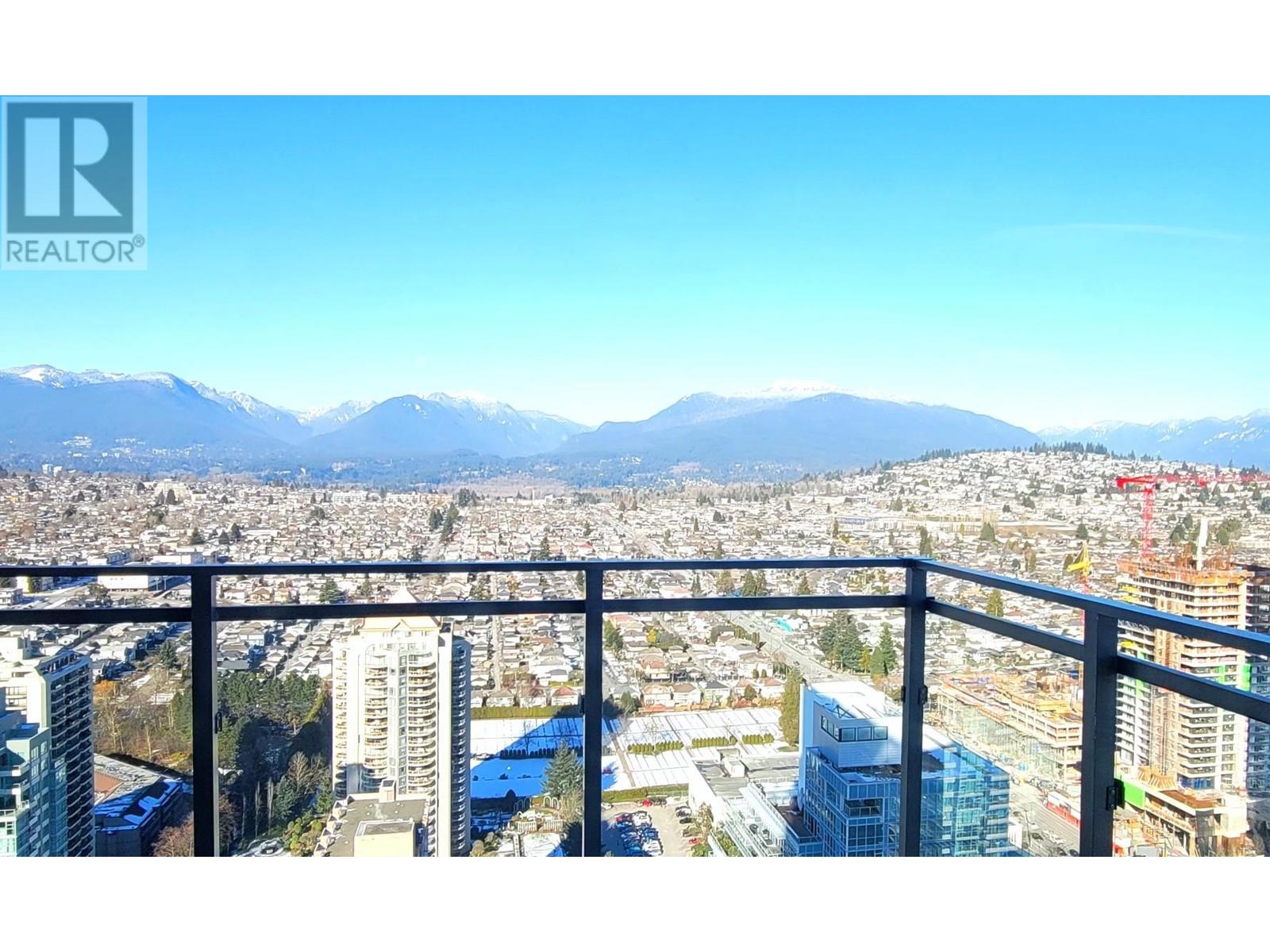 4103 2008 ROSSER AVENUE, Burnaby, British Columbia