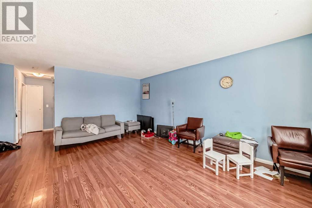 Property at 259 Fallswater Road NE image 3