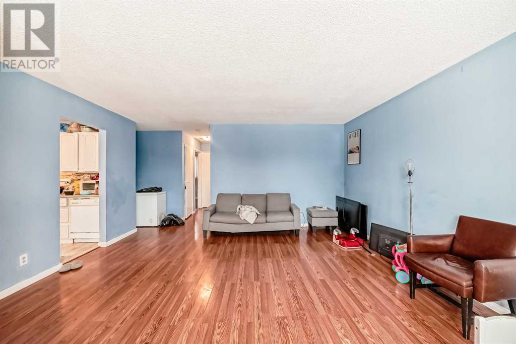 Property at 259 Fallswater Road NE image 4