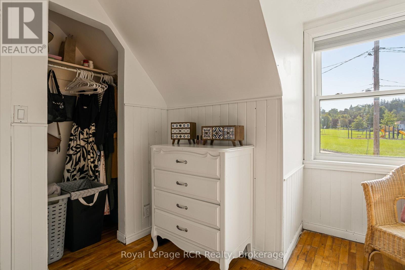 708 5th Street E, Owen Sound, Ontario  N4K 1E5 - Photo 19 - X11974768
