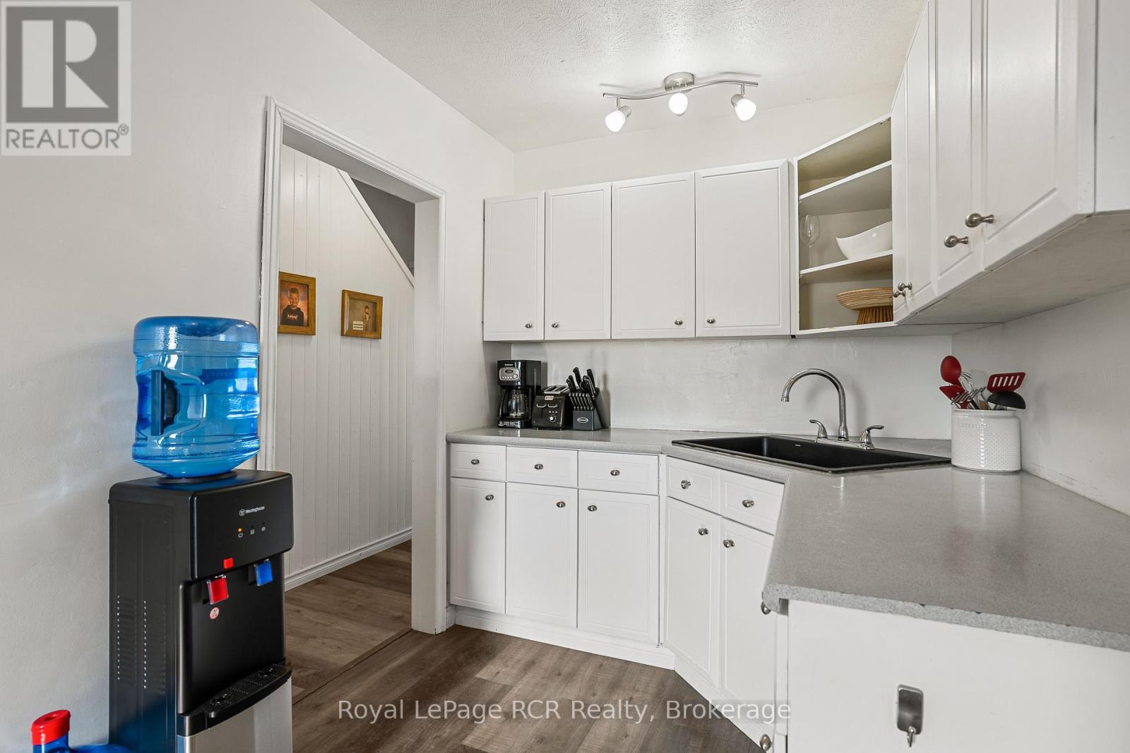 708 5th Street E, Owen Sound, Ontario  N4K 1E5 - Photo 6 - X11974768