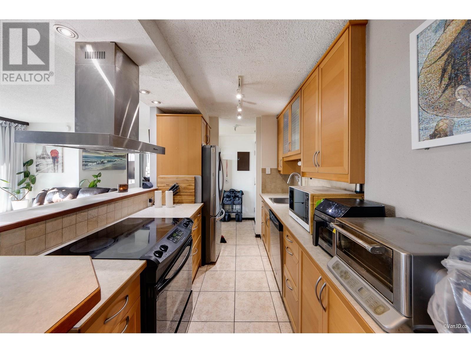Property at 705 6689 WILLINGDON AVENUE image 1