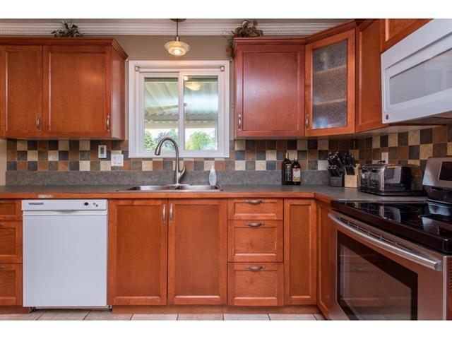 4815 201 Street, Langley, British Columbia  V3A 5V6 - Photo 11 - R2960746