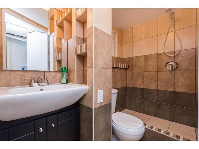4815 201 Street, Langley, British Columbia  V3A 5V6 - Photo 27 - R2960746