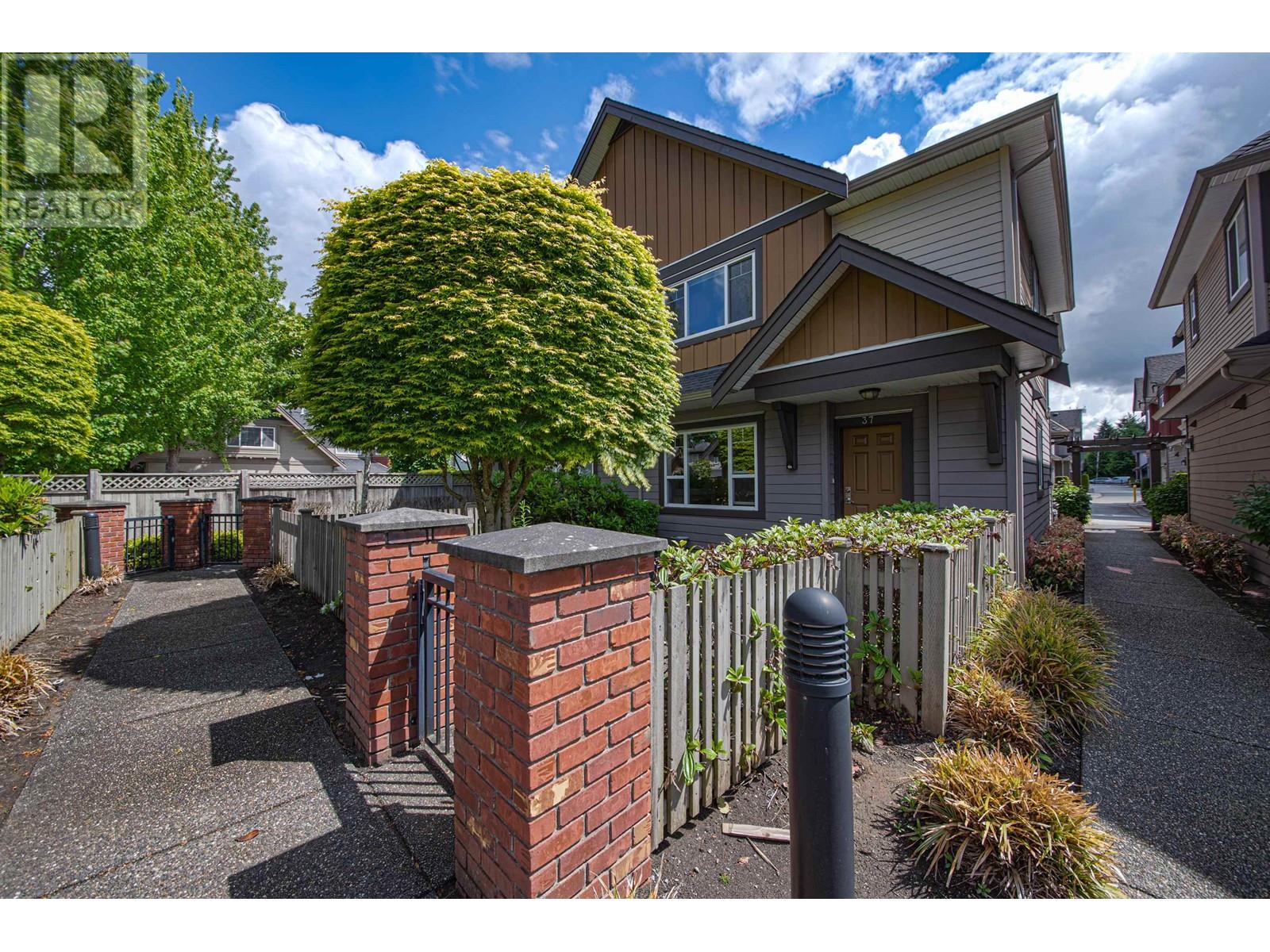 Listing Picture 20 of 21 : 37 9699 SILLS AVENUE, Richmond / 烈治文 - 魯藝地產 Yvonne Lu Group - MLS Medallion Club Member