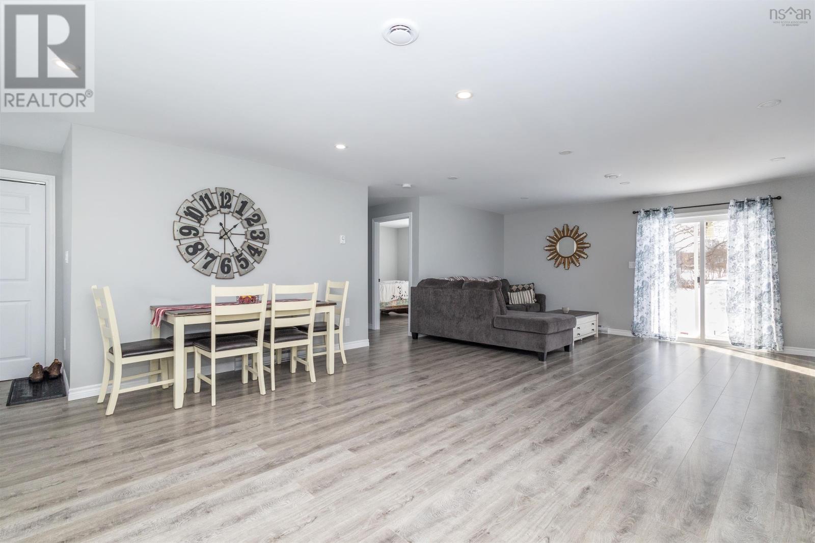 6 Essex Street, Glace Bay, Nova Scotia  B1A 5H4 - Photo 11 - 202426796