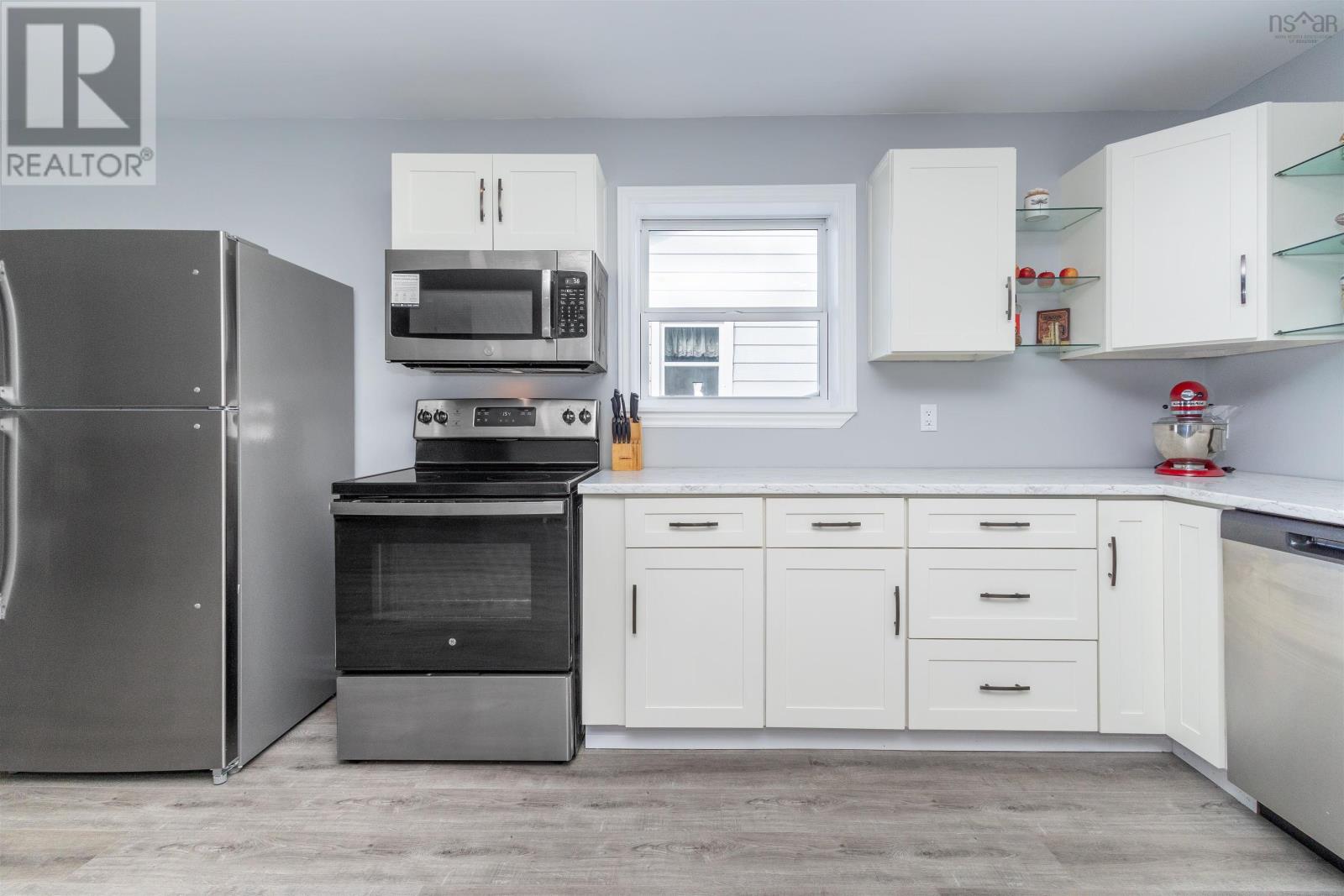 6 Essex Street, Glace Bay, Nova Scotia  B1A 5H4 - Photo 9 - 202426796