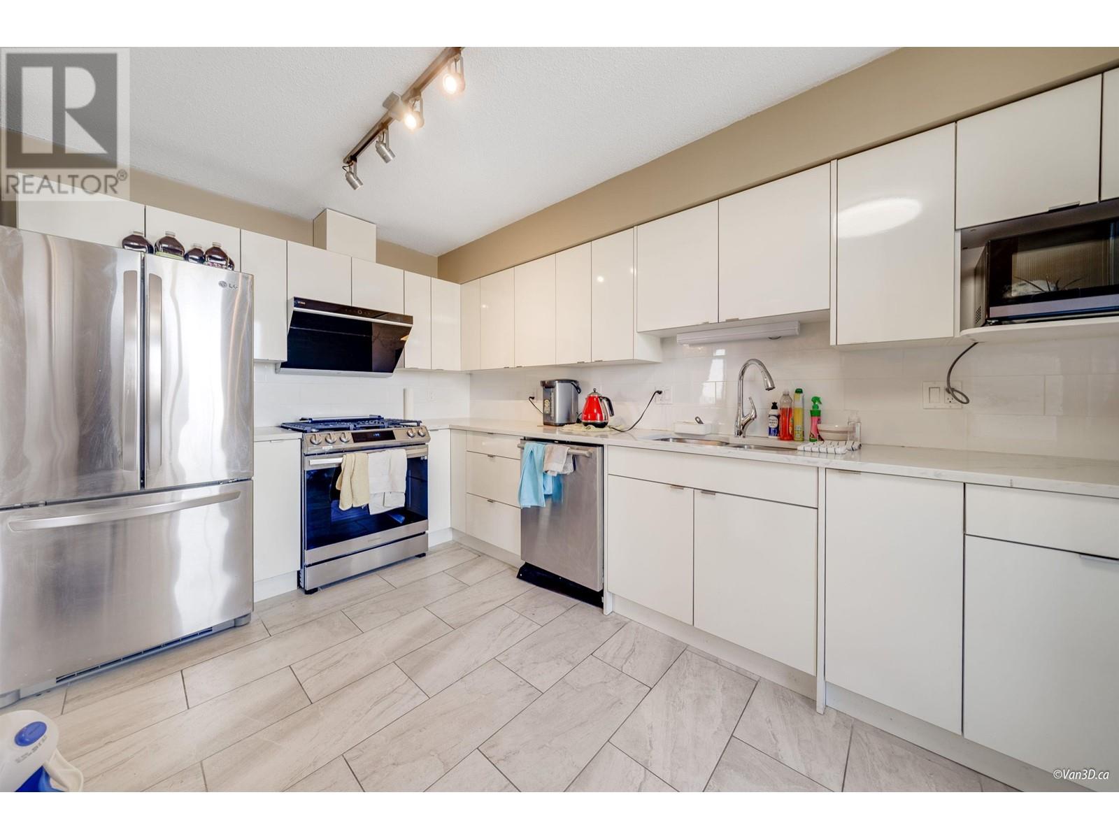 Listing Picture 9 of 26 : 1603 8238 SABA ROAD, Richmond / 烈治文 - 魯藝地產 Yvonne Lu Group - MLS Medallion Club Member