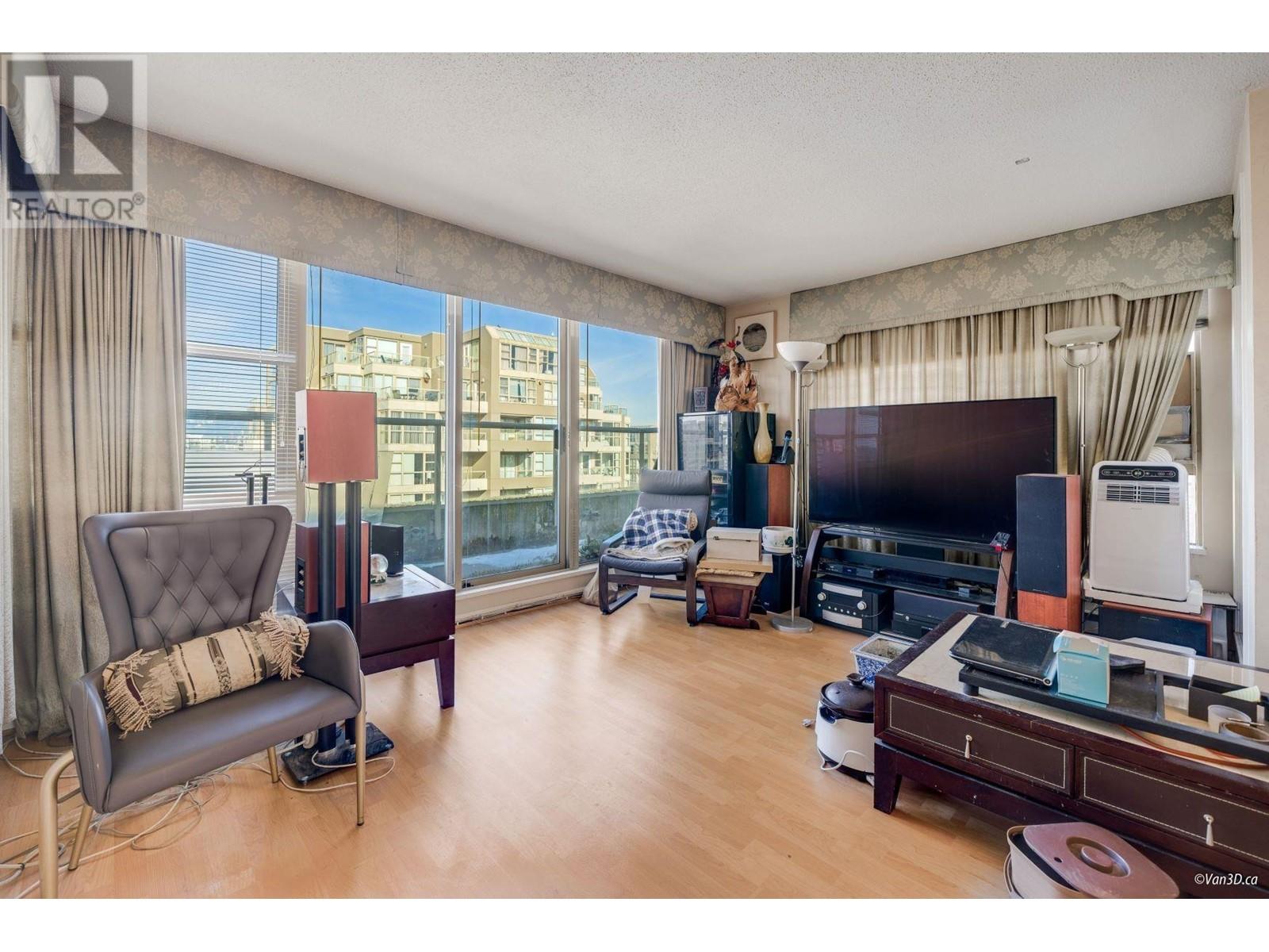 Listing Picture 4 of 26 : 1603 8238 SABA ROAD, Richmond / 烈治文 - 魯藝地產 Yvonne Lu Group - MLS Medallion Club Member