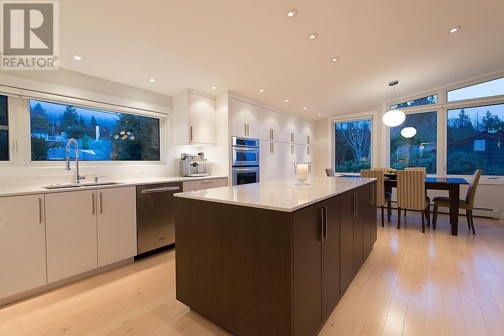 4146 Burkehill Road, West Vancouver, British Columbia  V7V 3M5 - Photo 5 - R2967202