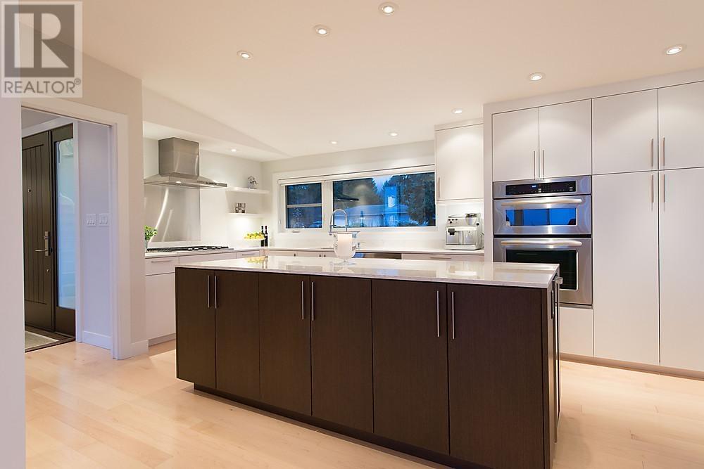4146 Burkehill Road, West Vancouver, British Columbia  V7V 3M5 - Photo 8 - R2967202