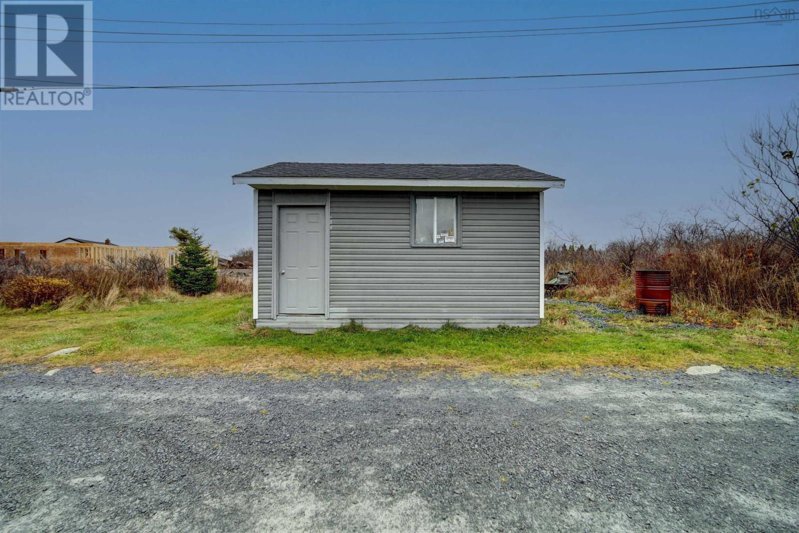 35 Pettipas Road, Terence Bay, Nova Scotia  B3T 1Y4 - Photo 11 - 202503011