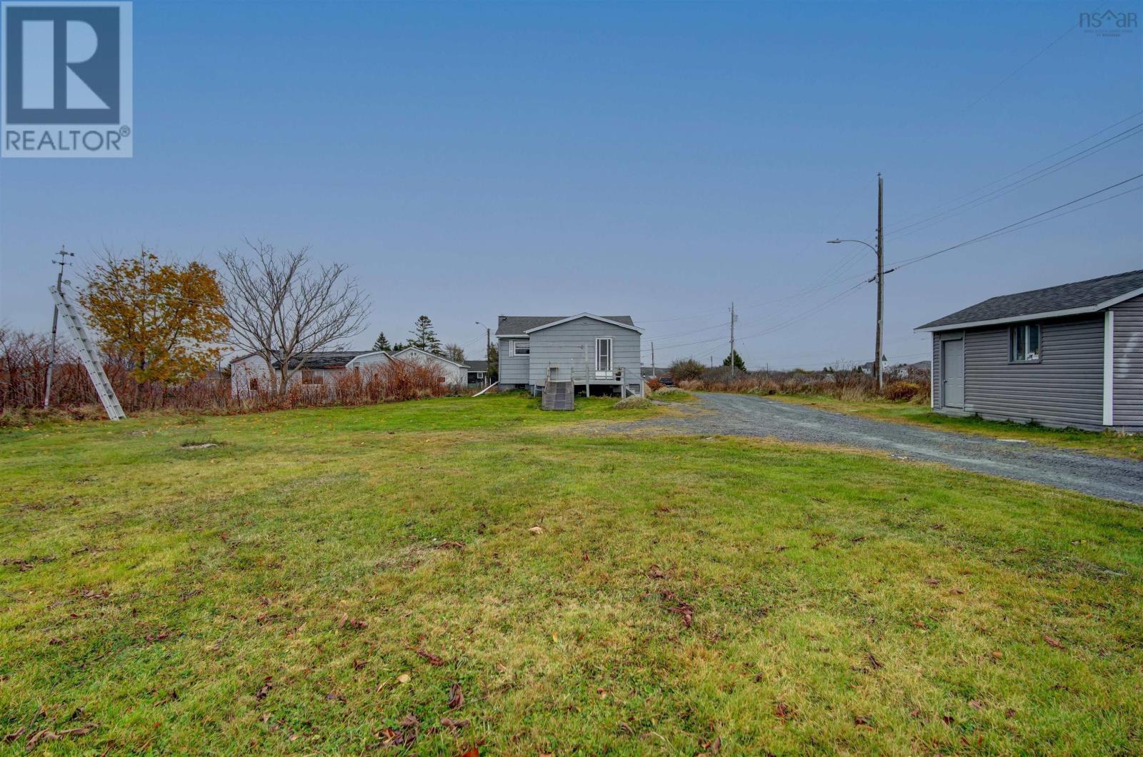 35 Pettipas Road, Terence Bay, Nova Scotia  B3T 1Y4 - Photo 13 - 202503011