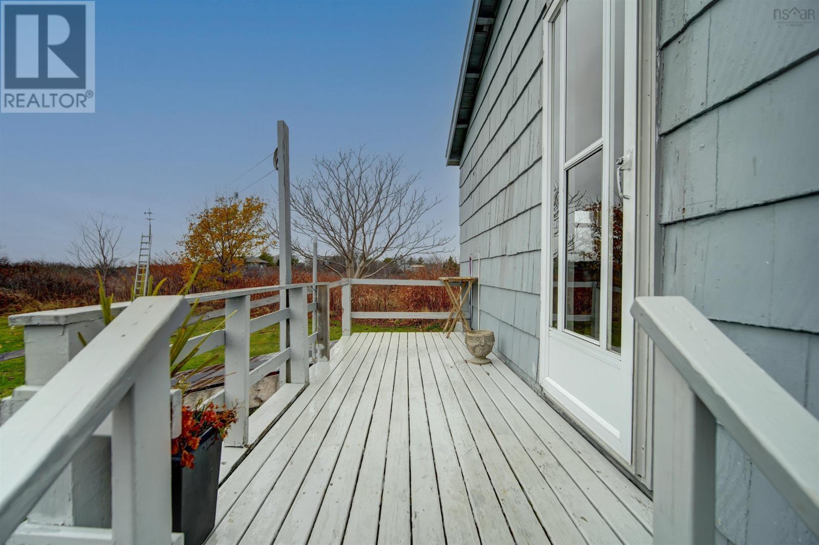 35 Pettipas Road, Terence Bay, Nova Scotia  B3T 1Y4 - Photo 18 - 202503011