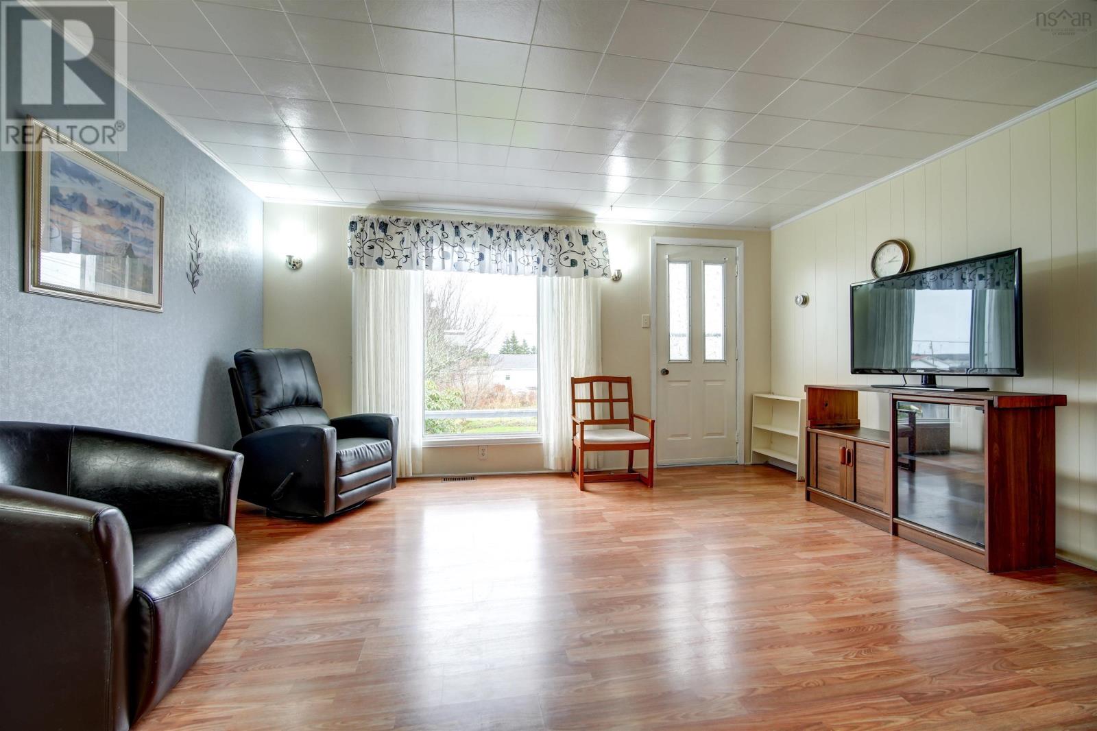 35 Pettipas Road, Terence Bay, Nova Scotia  B3T 1Y4 - Photo 27 - 202503011