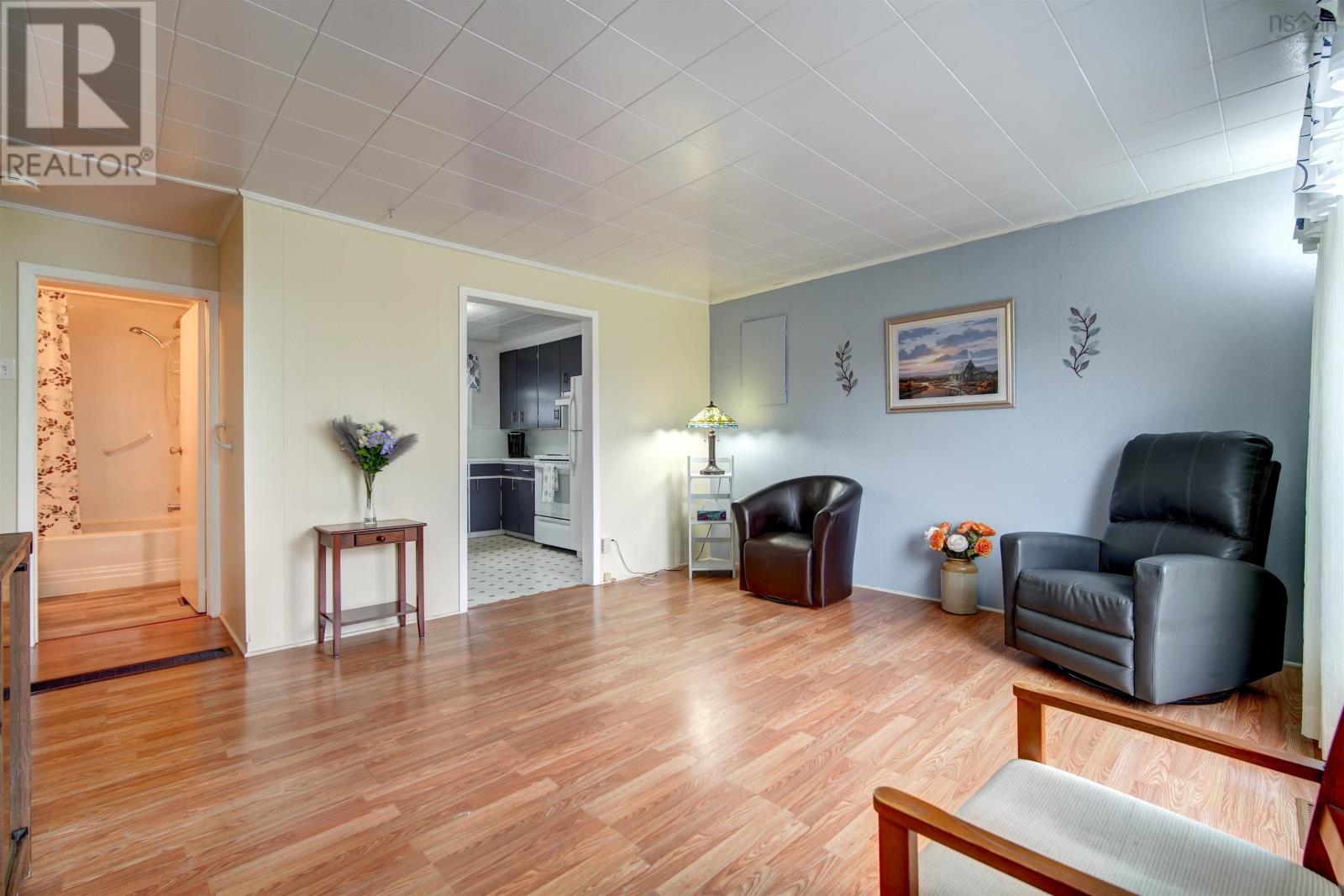 35 Pettipas Road, Terence Bay, Nova Scotia  B3T 1Y4 - Photo 28 - 202503011