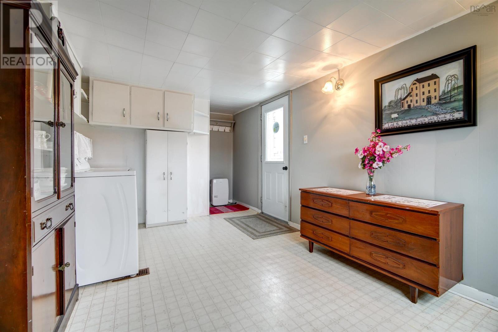 35 Pettipas Road, Terence Bay, Nova Scotia  B3T 1Y4 - Photo 38 - 202503011