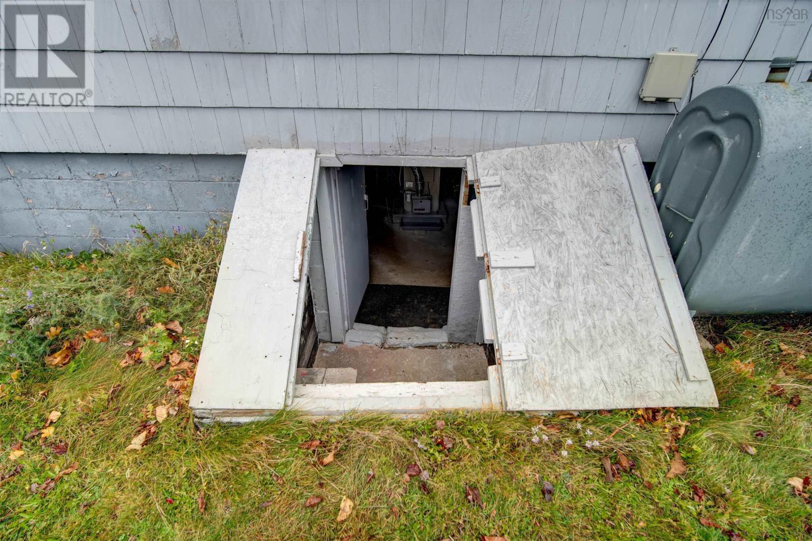 35 Pettipas Road, Terence Bay, Nova Scotia  B3T 1Y4 - Photo 49 - 202503011