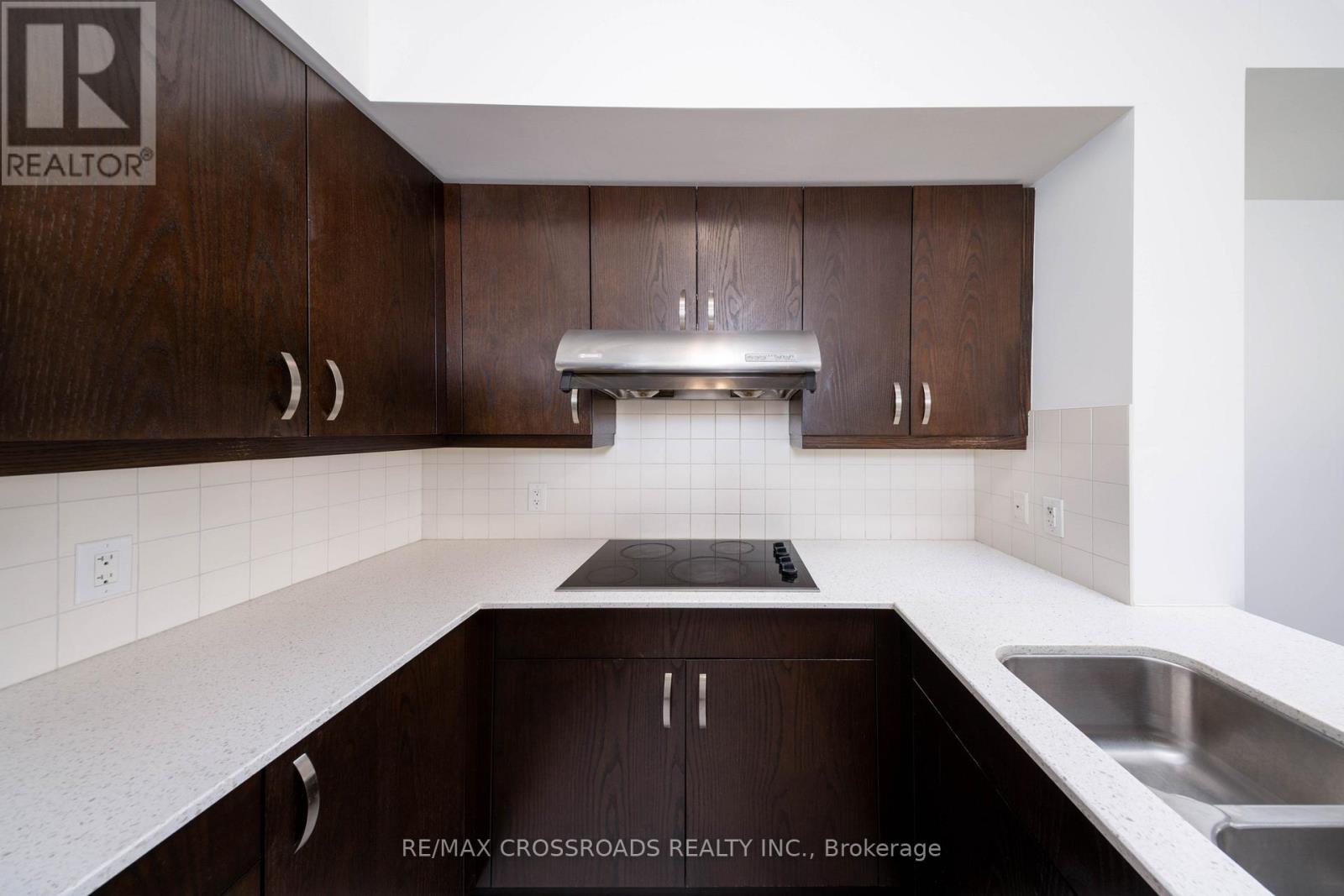 Property at 509 - 1 SUN YAT SEN AVENUE image 4