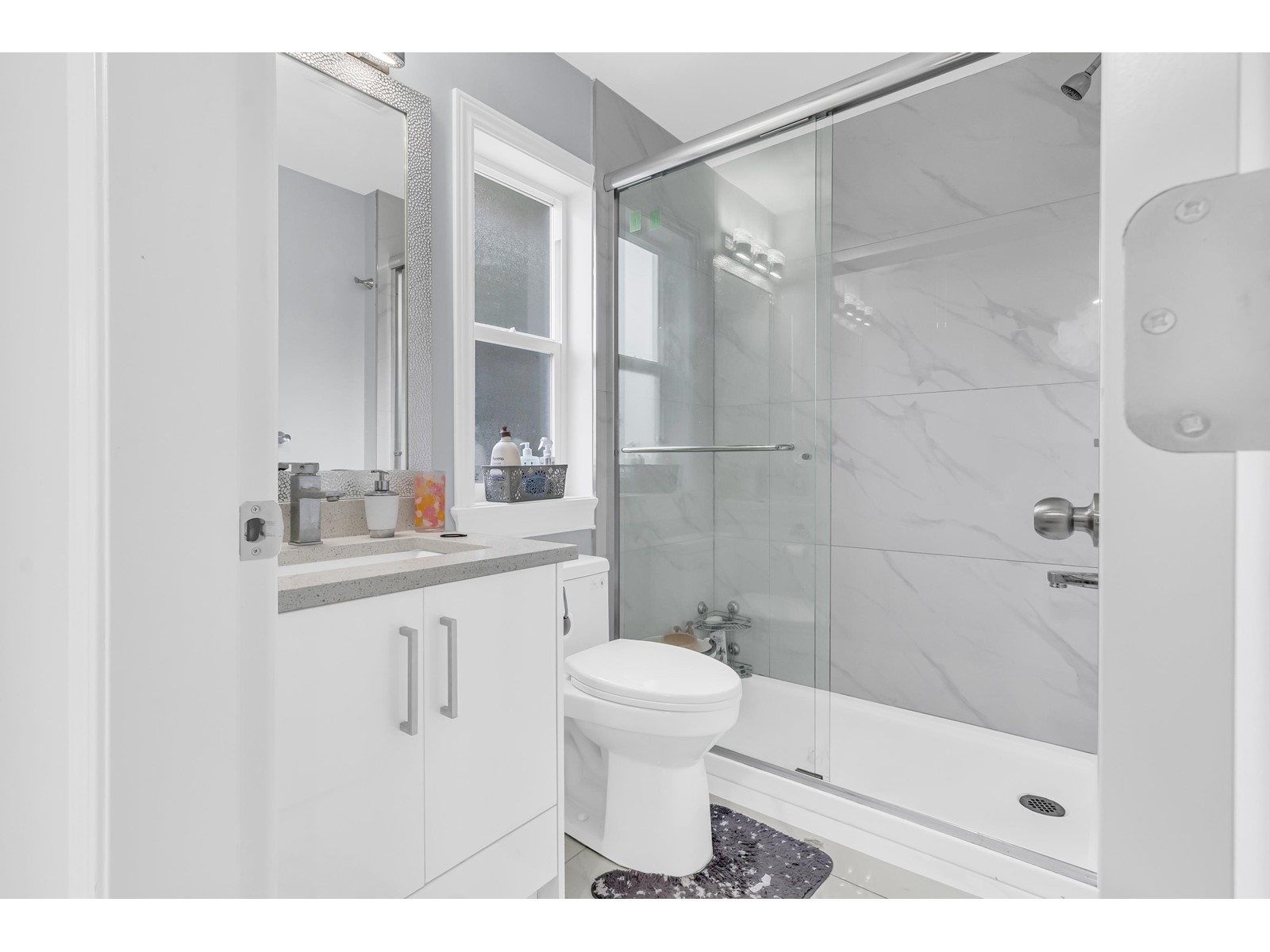 9137 Malcolm Place, Surrey, British Columbia  V3V 6G1 - Photo 5 - R2966399