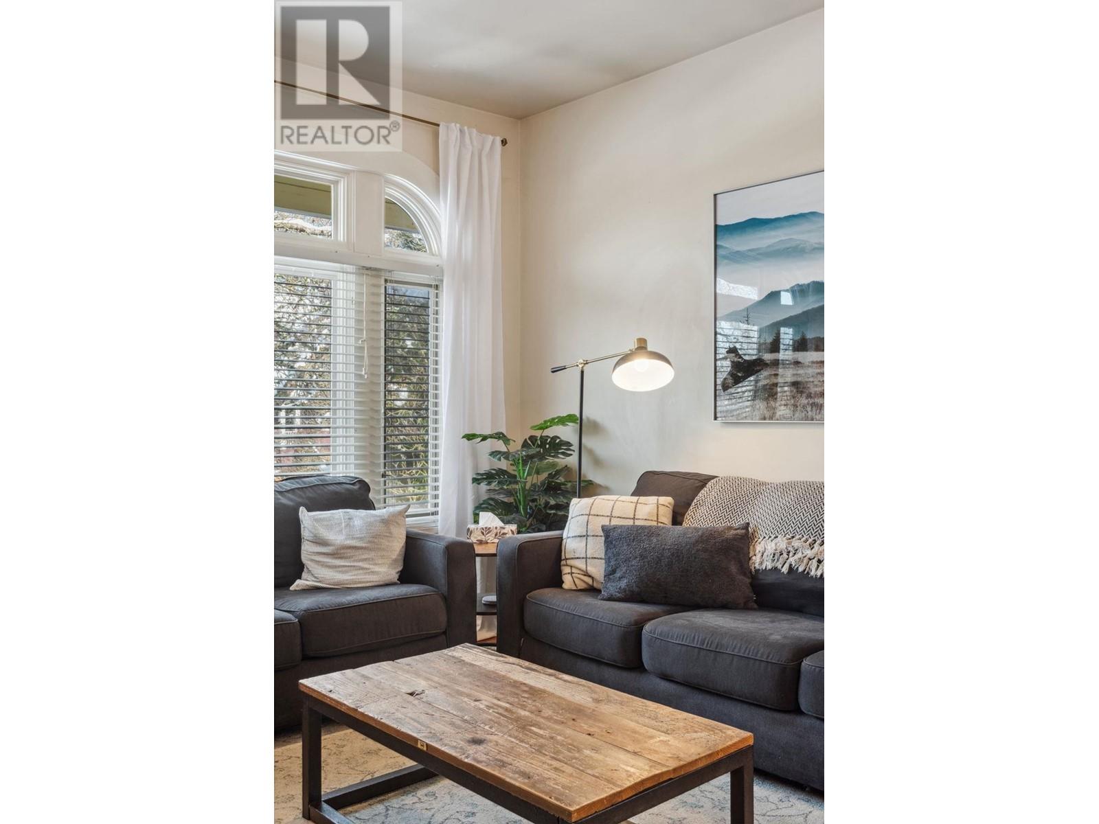 Listing Picture 6 of 40 : 628 W 22ND AVENUE, Vancouver / 溫哥華 - 魯藝地產 Yvonne Lu Group - MLS Medallion Club Member