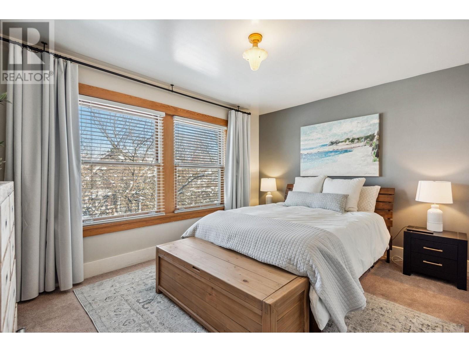 Listing Picture 18 of 40 : 628 W 22ND AVENUE, Vancouver / 溫哥華 - 魯藝地產 Yvonne Lu Group - MLS Medallion Club Member