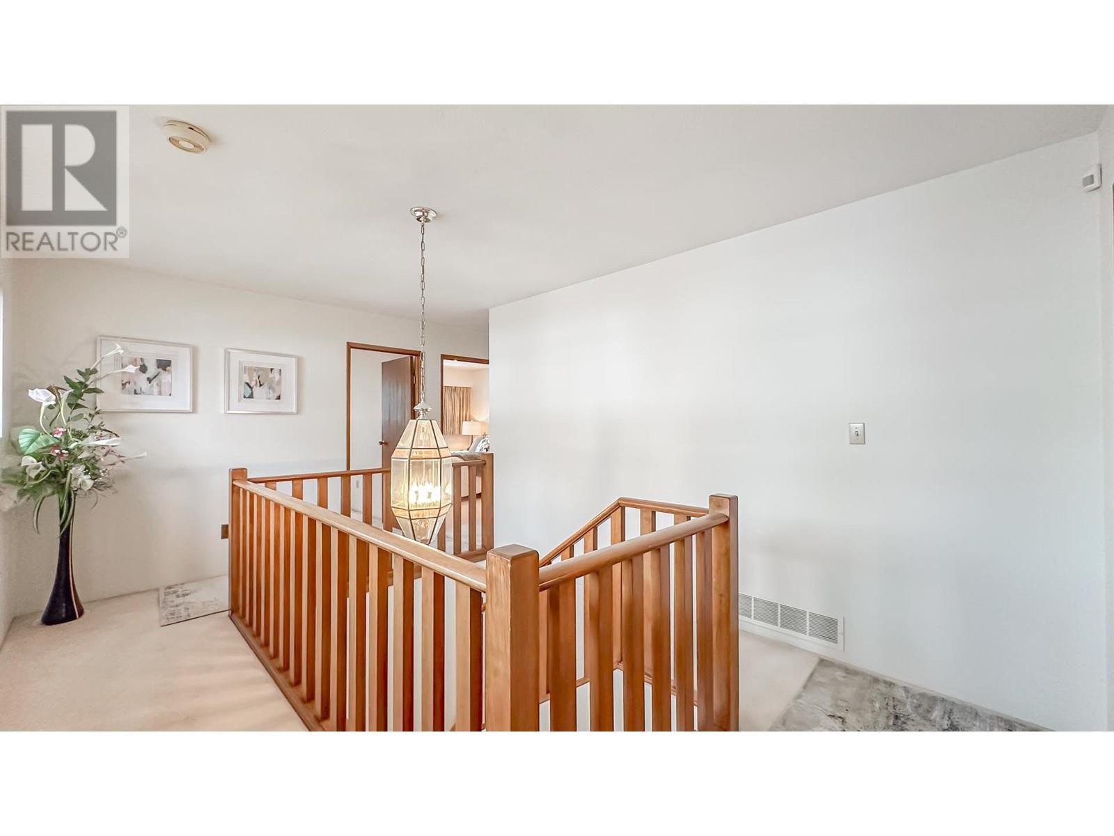 Listing Picture 25 of 39 : 4911 GROAT AVENUE, Richmond / 烈治文 - 魯藝地產 Yvonne Lu Group - MLS Medallion Club Member