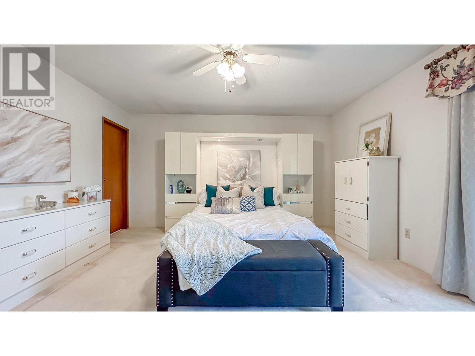 Listing Picture 26 of 39 : 4911 GROAT AVENUE, Richmond / 烈治文 - 魯藝地產 Yvonne Lu Group - MLS Medallion Club Member