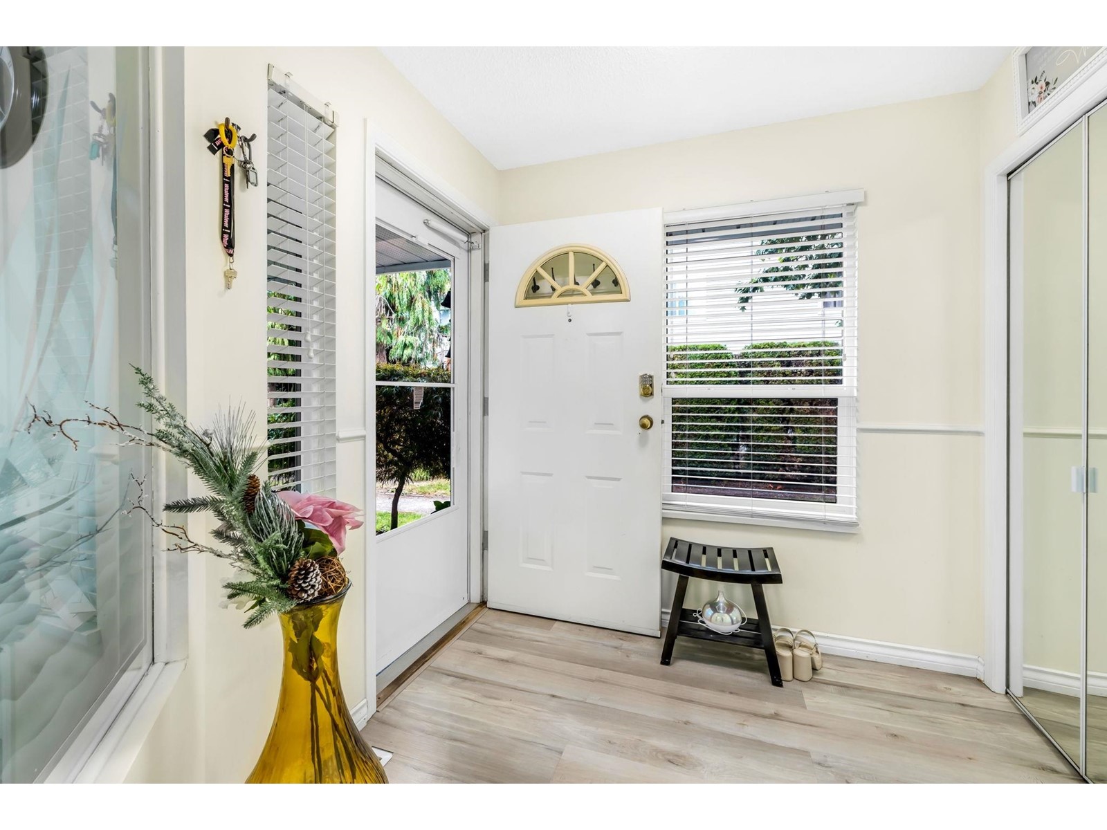 Property at 17 6478 121 STREET image 1