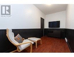 24 40632 GOVERNMENT ROAD