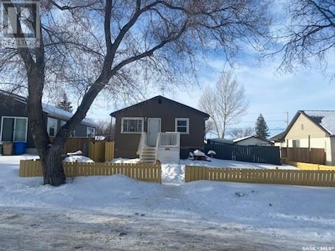 Property at 626 Mctavish STREET image