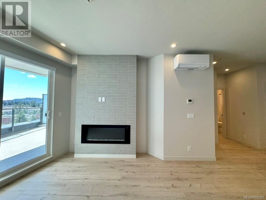 Property at 505 947 Whirlaway Cres image 2