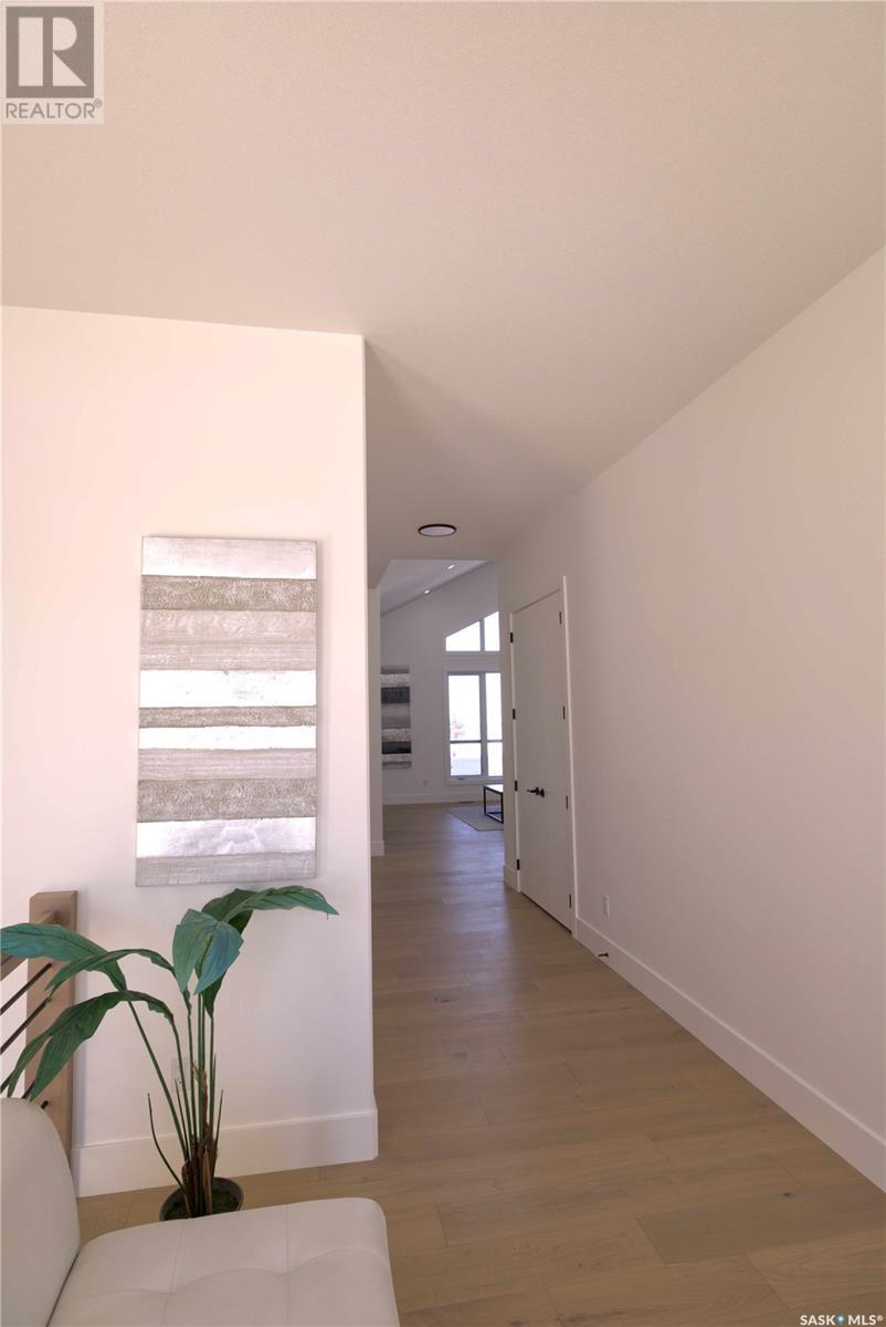 Property at 323 Woolf BAY image 5