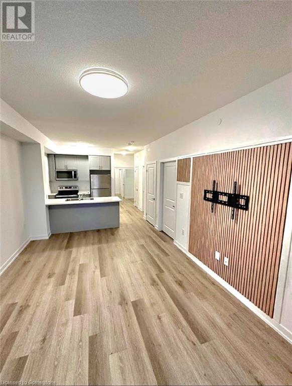 Property at 450 DUNDAS STREET EAST Street Unit# 233 image 5