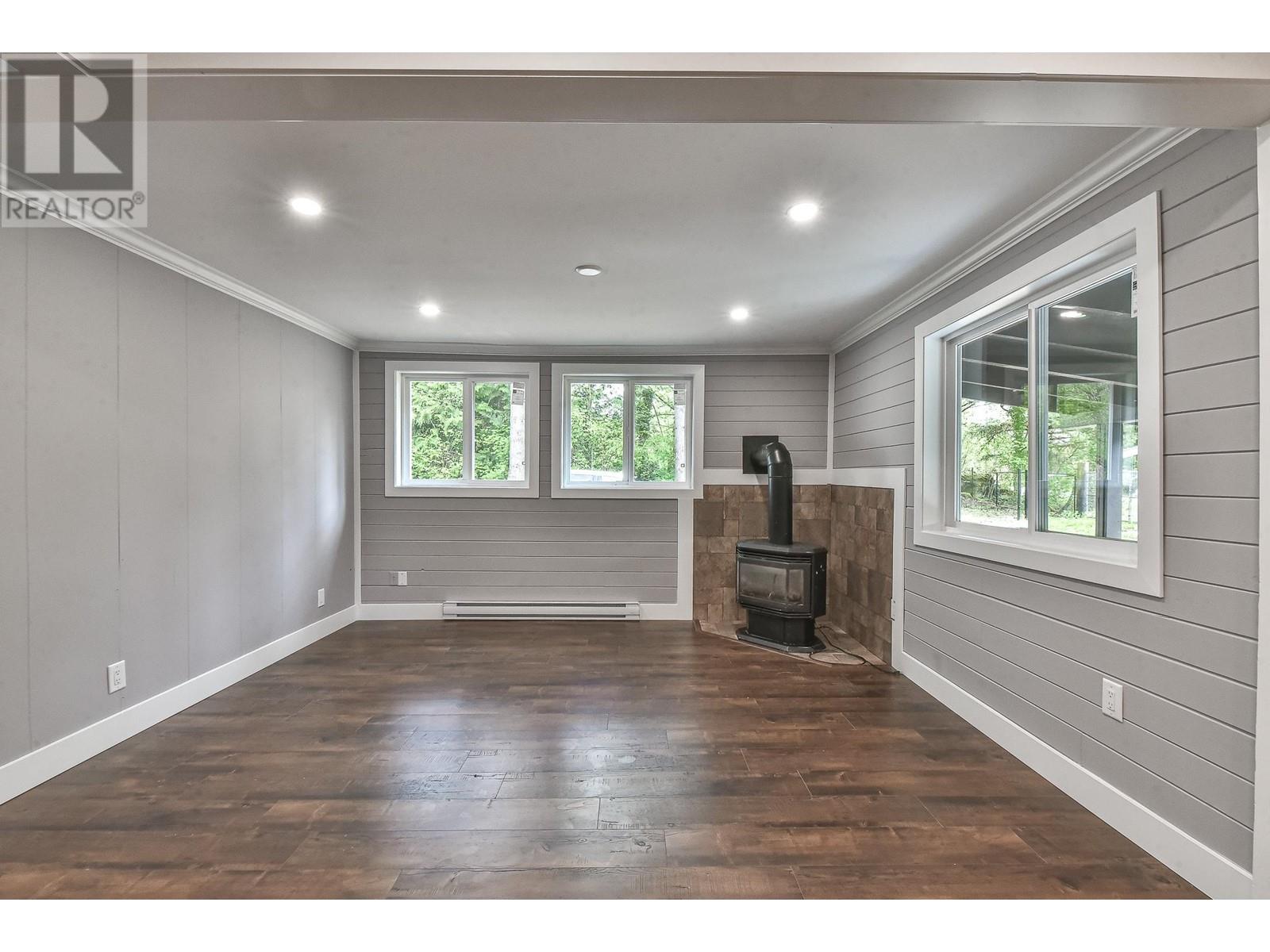 Property at 9707 287 STREET image 3