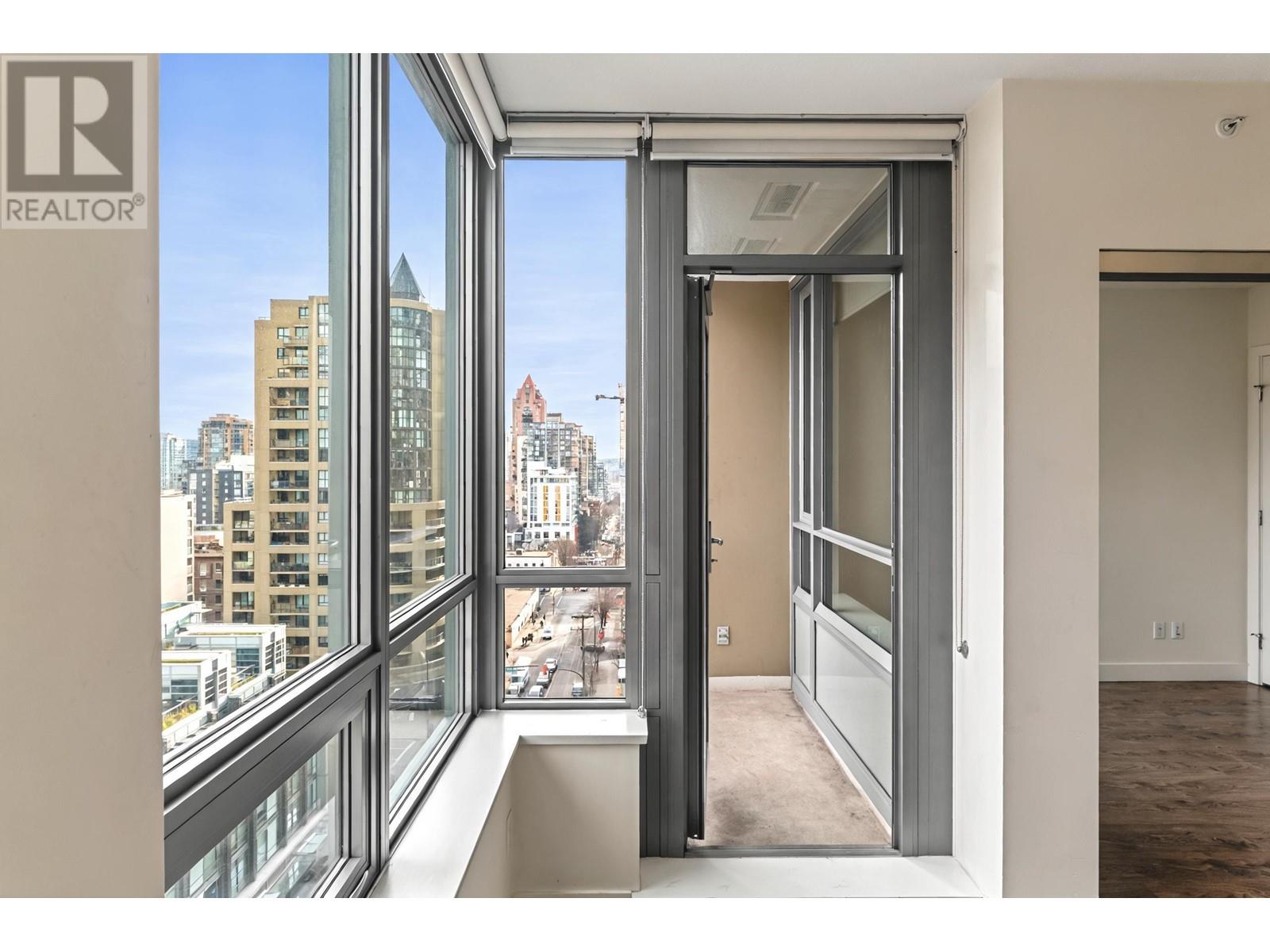 Listing Picture 21 of 26 : 1105 1308 HORNBY STREET, Vancouver / 溫哥華 - 魯藝地產 Yvonne Lu Group - MLS Medallion Club Member