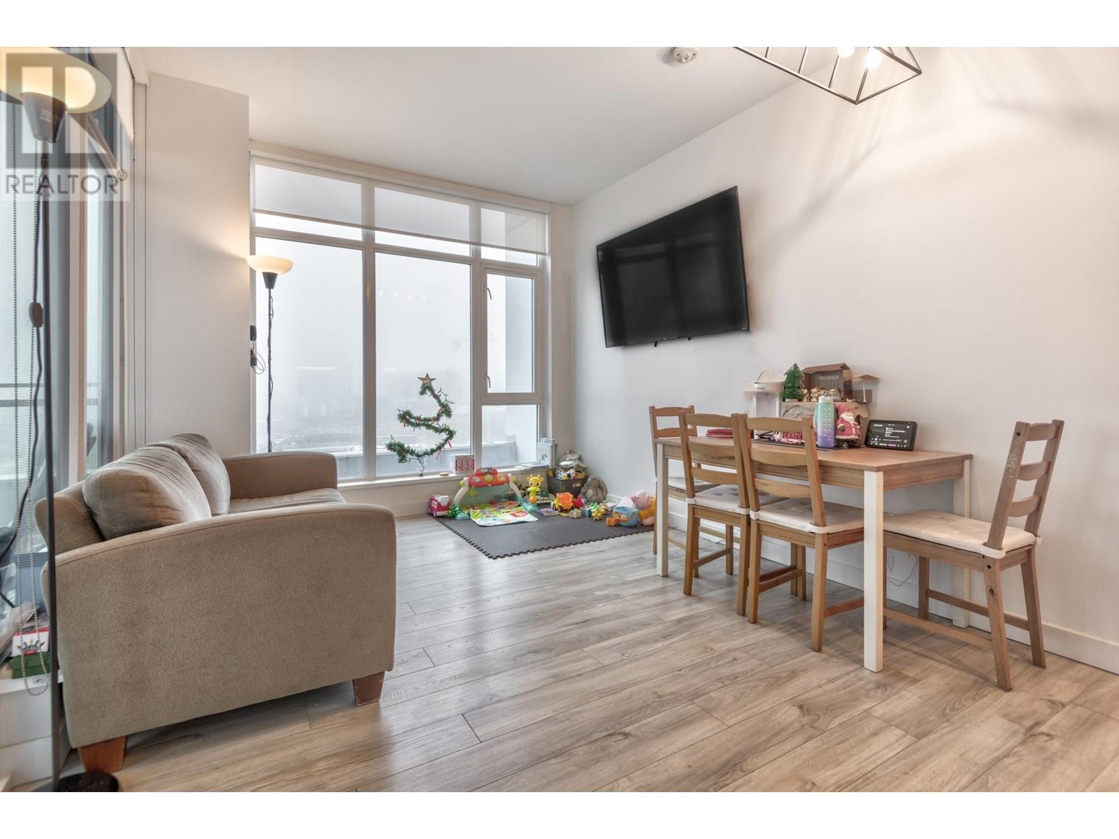 Listing Picture 11 of 28 : 603 2288 ALPHA AVENUE, Burnaby / 本拿比 - 魯藝地產 Yvonne Lu Group - MLS Medallion Club Member