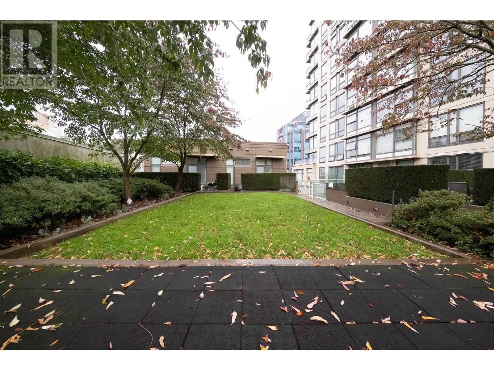 Listing Picture 17 of 20 : 1203 1068 W BROADWAY, Vancouver / 溫哥華 - 魯藝地產 Yvonne Lu Group - MLS Medallion Club Member